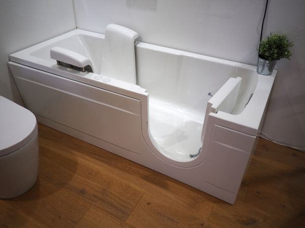 Cost of Walk In Tub Repair in Charleston