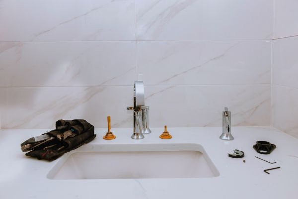 Cost of Porcelain Sink Installation in Charleston